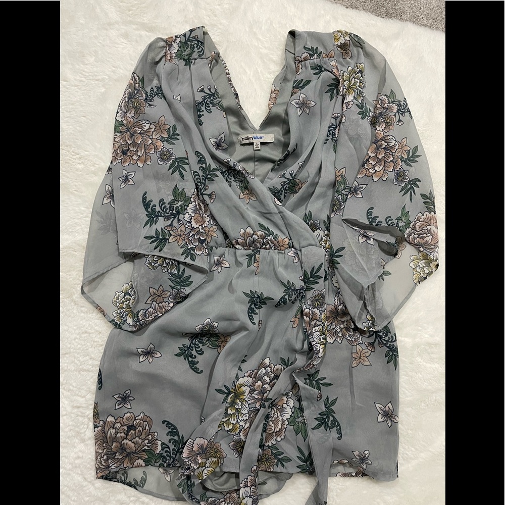 Floral roper